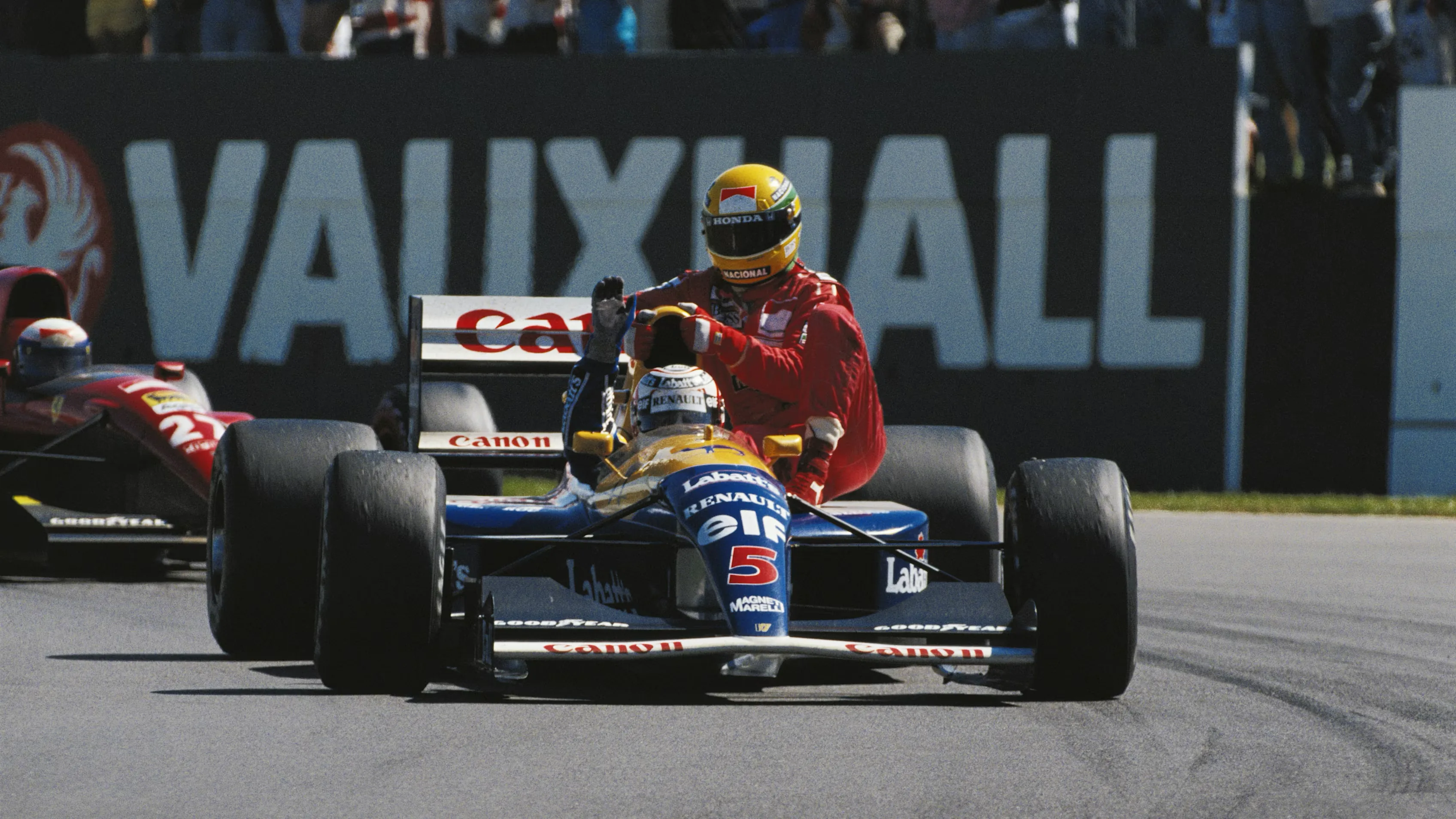 Senna Rides on Mansell's Williams — 1991 British GP