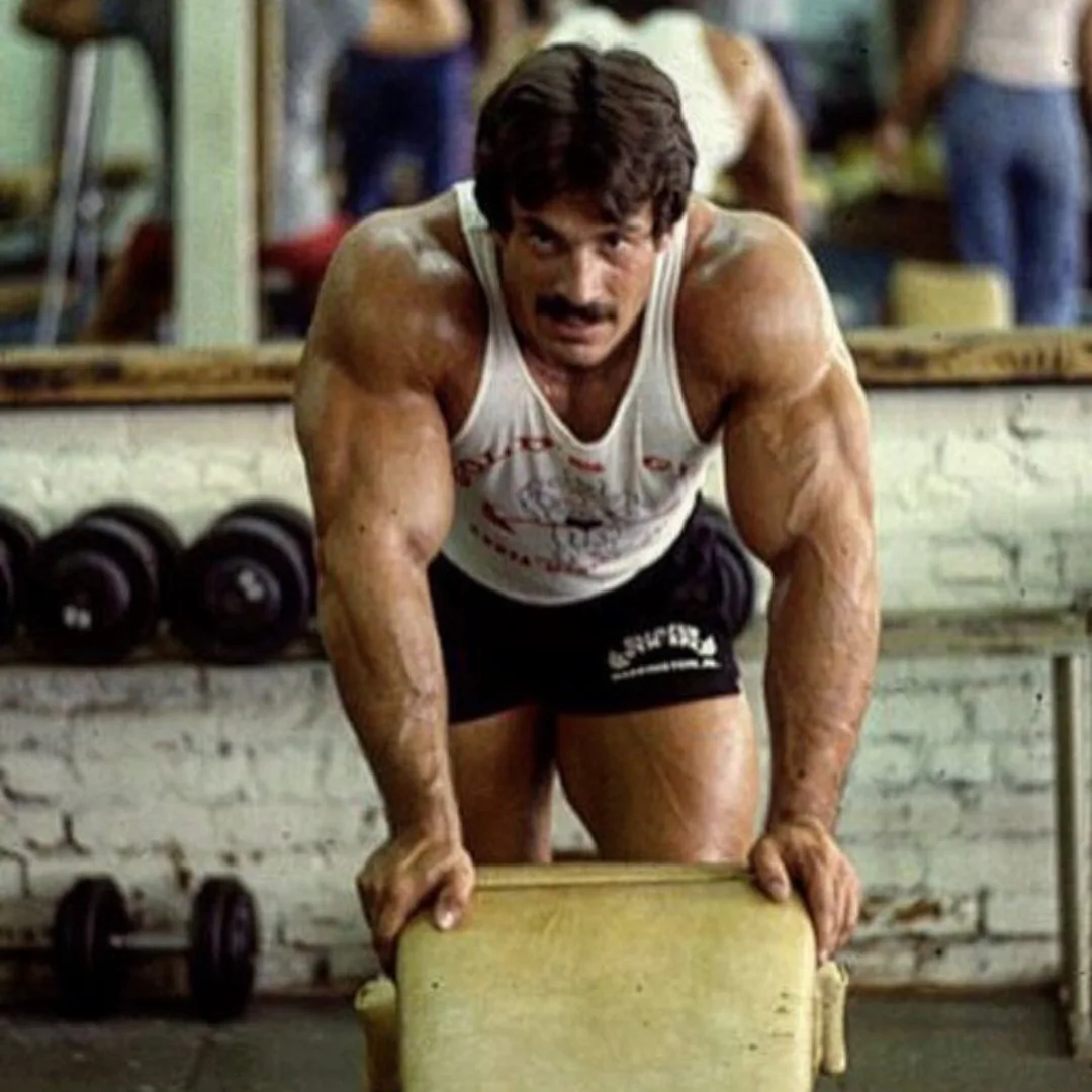 Mike Mentzer Training at the Gym