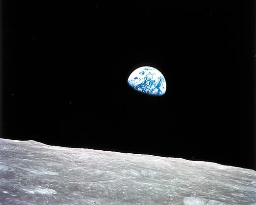 Earthrise — Apollo 8